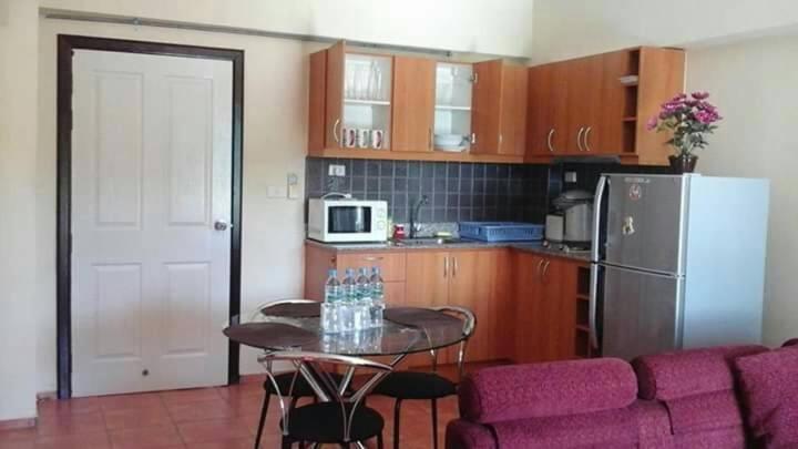 Lomsabai Apartments Банг Саен Экстерьер фото