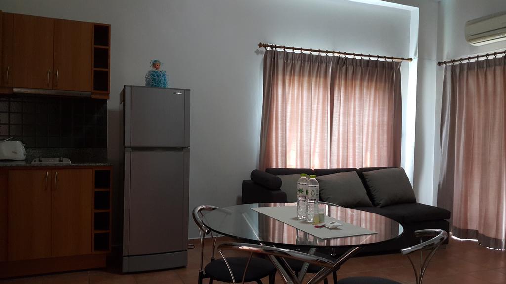 Lomsabai Apartments Банг Саен Экстерьер фото